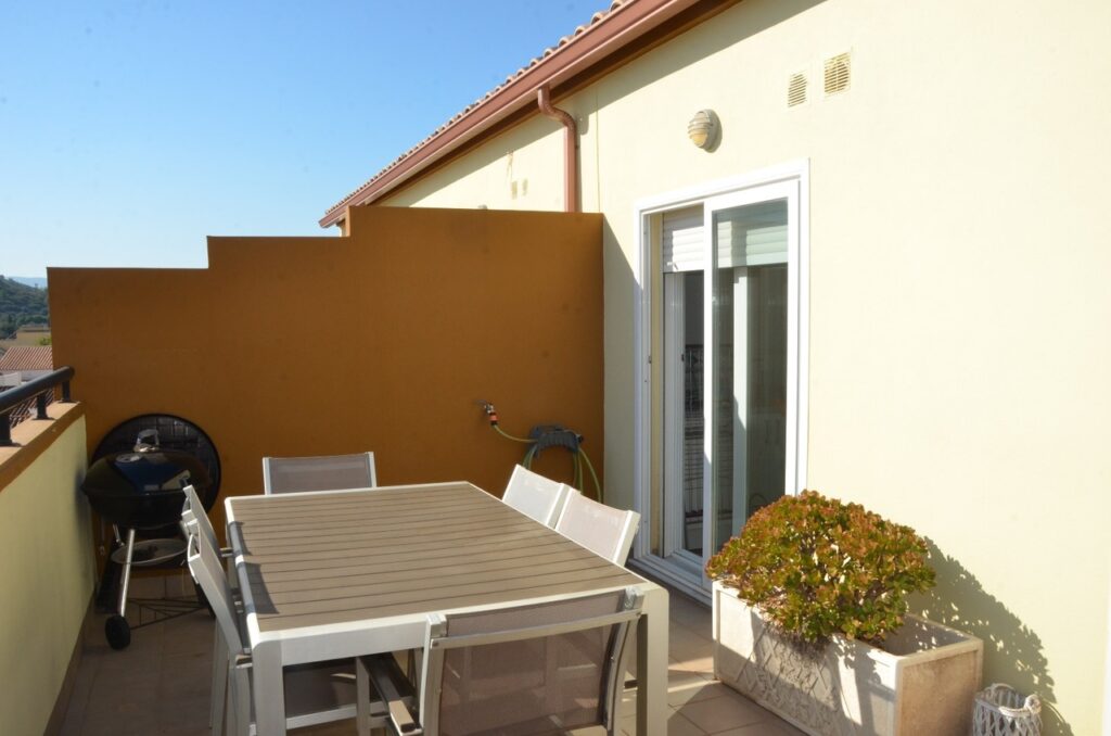 Apartment 4 Bed La Xara